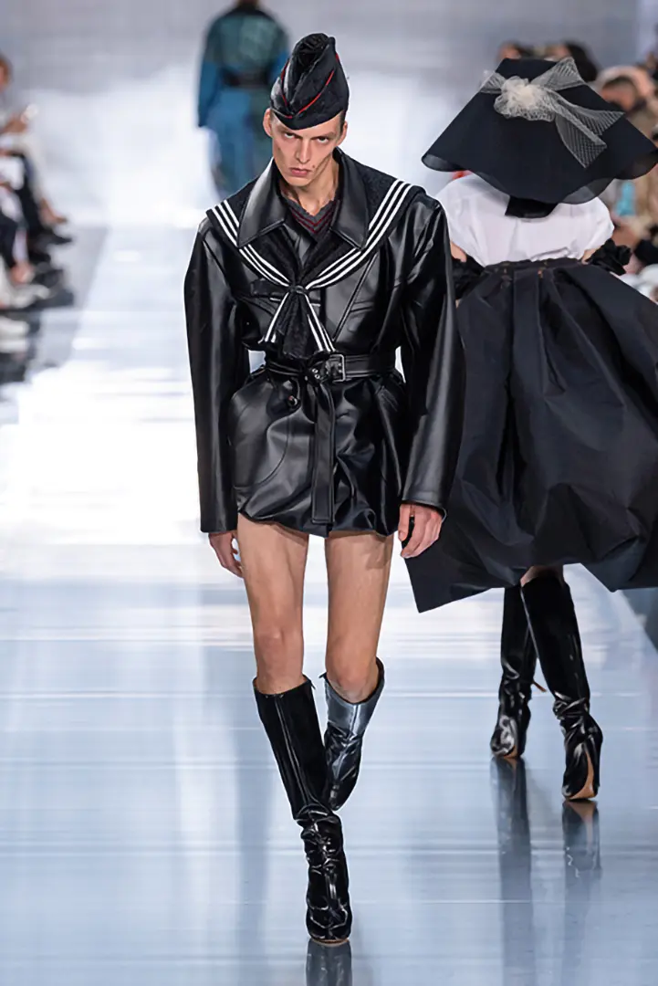 Spring 2020 Fashion Model walking down runway